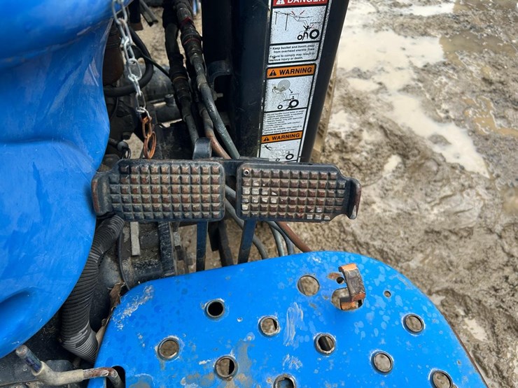 new-holland-tc35-image-22