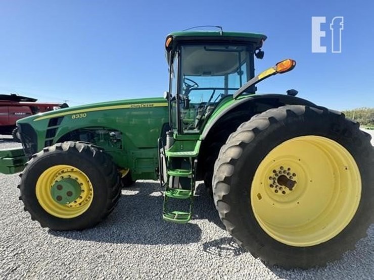 2009-john-deere-8330-image-13