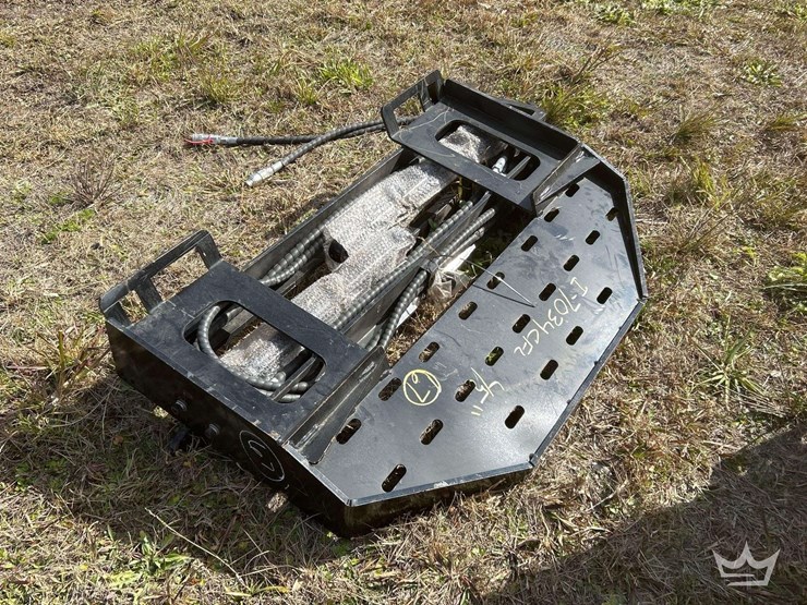 2025-sf60-60in-hydraulic-side-shift-forks-skid-steer-attachment-image-4