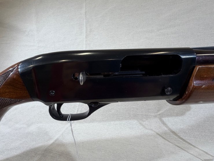 #217-•-winchester-super-x-model-1-shotgun-image-27