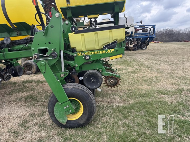 john-deere-1770nt-image-17