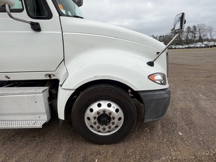 2016-international-prostar-image-26