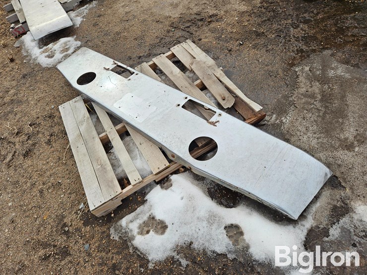 peterbilt-359-image-4