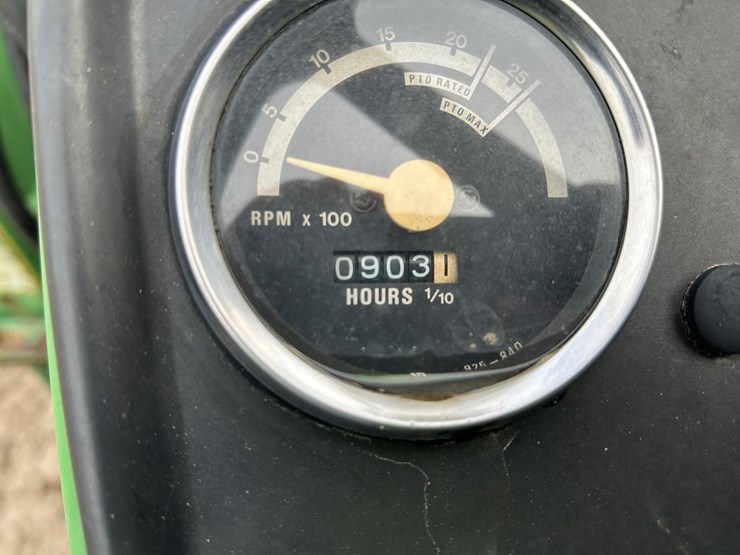 john-deere-1050-image-21