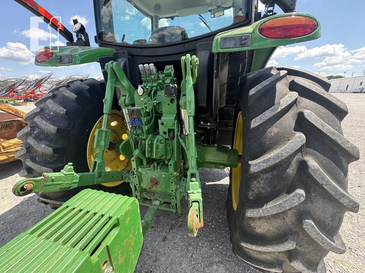 2018-john-deere-6155r-image-11