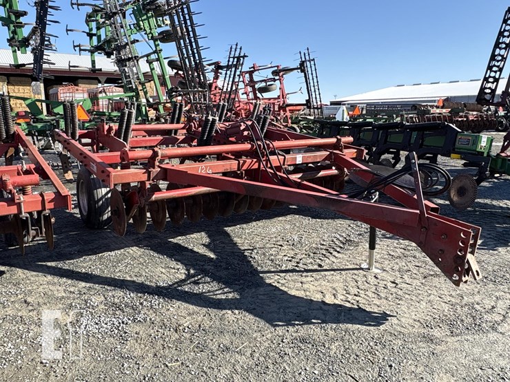 case-ih-6500-image-3