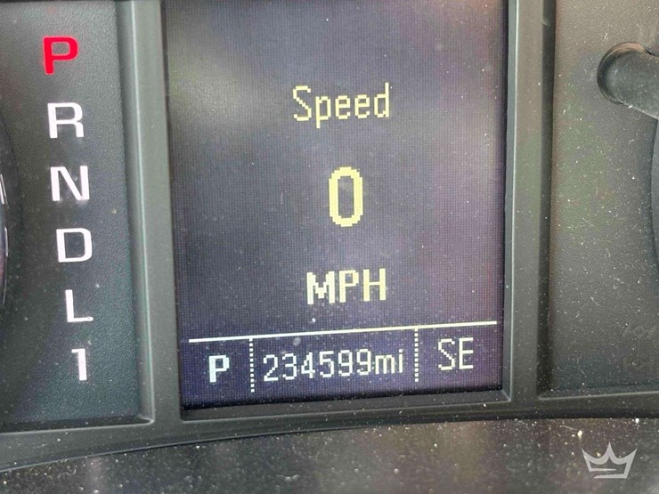 2019-chevrolet-silverado-2500hd-image-6