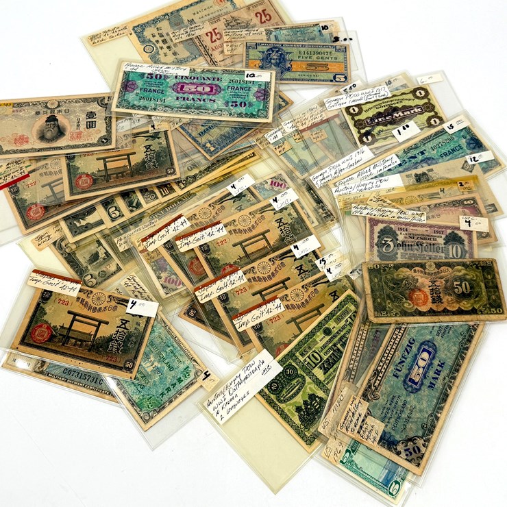 #32239 • VINTAGE PAPER CURRENCY