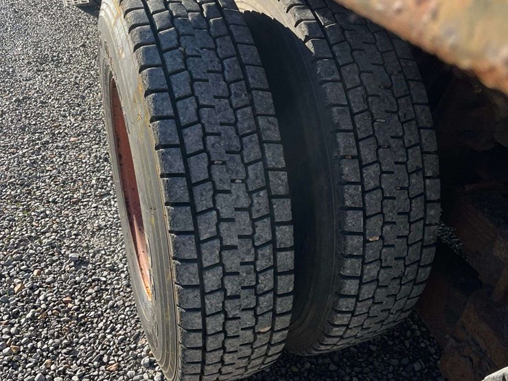 2008-international-4700-image-4