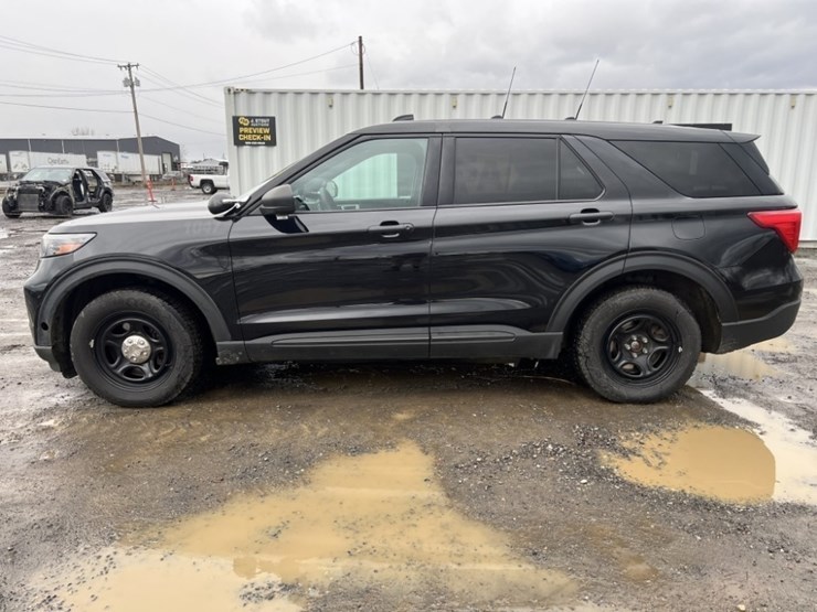 2019-ford-explorer-image-7