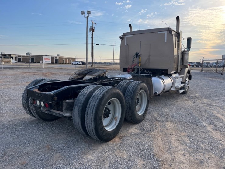 2013-western-star-4900-image-5