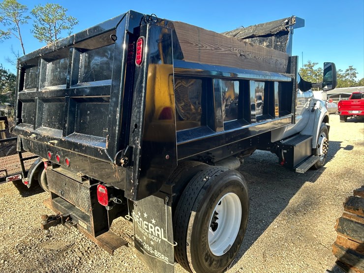 2025-ford-f650xl-image-11