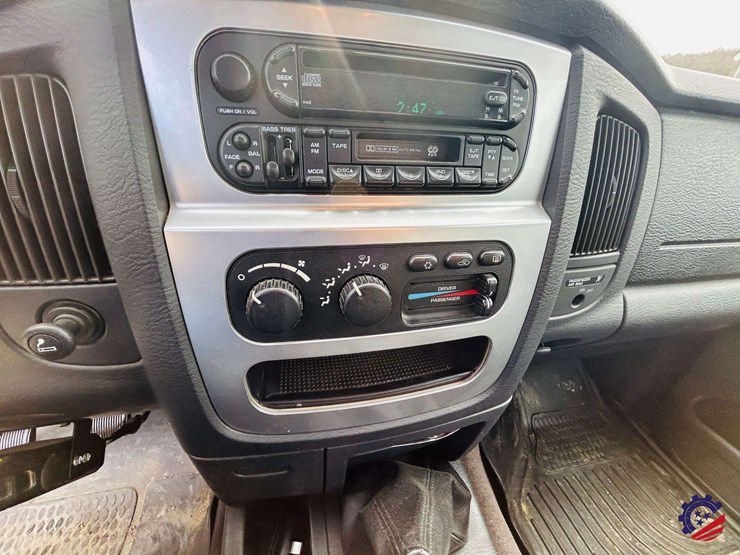 2004-dodge-ram-3500-image-74