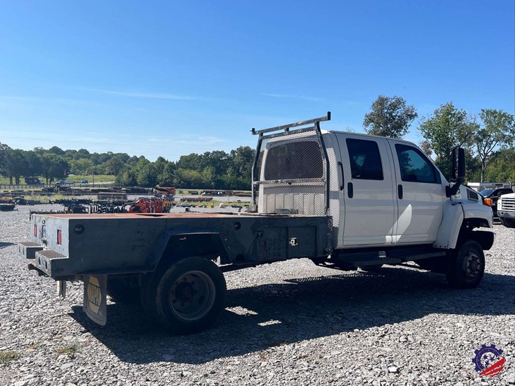 2007-gmc-c5500-flatbed-truck-image-3