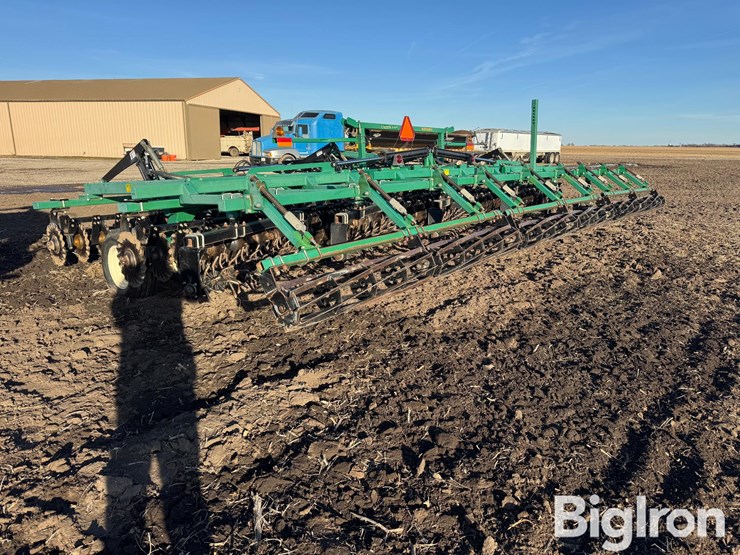 great-plains-3000tt-image-7