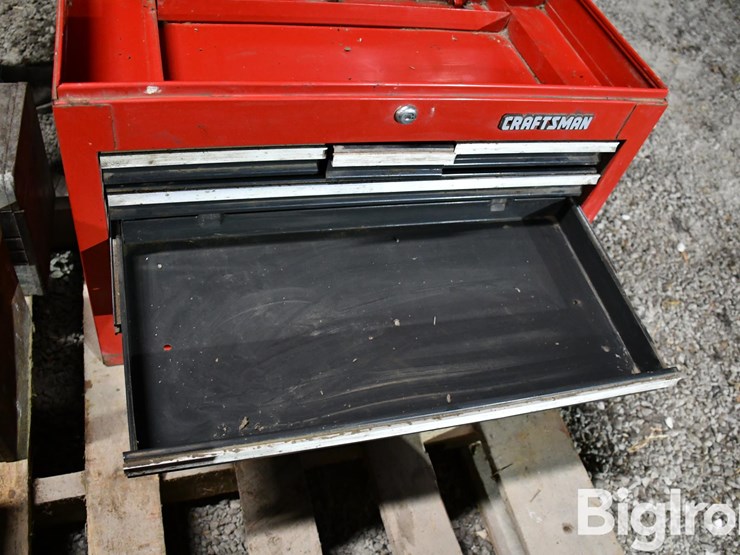 pallet-of-farm-support-image-17