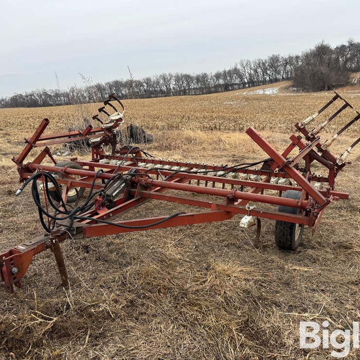 18' Wide Field Cultivator