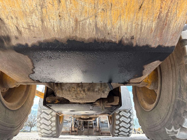 2014-deere-644k-image-32