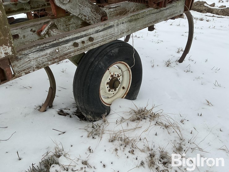 chisel-plow-image-16