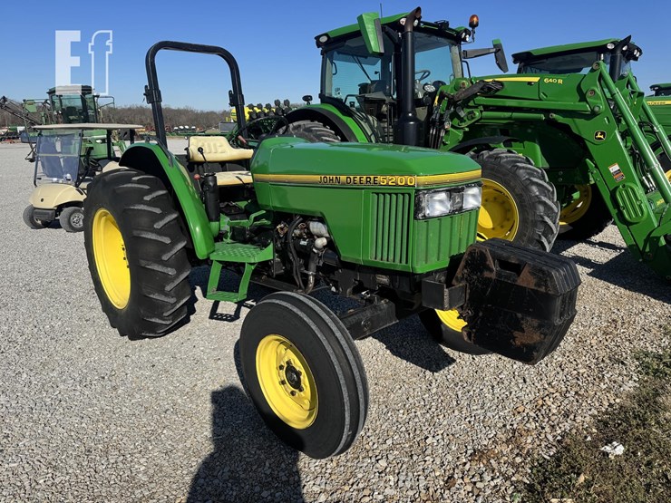 1992-john-deere-5200-image-3