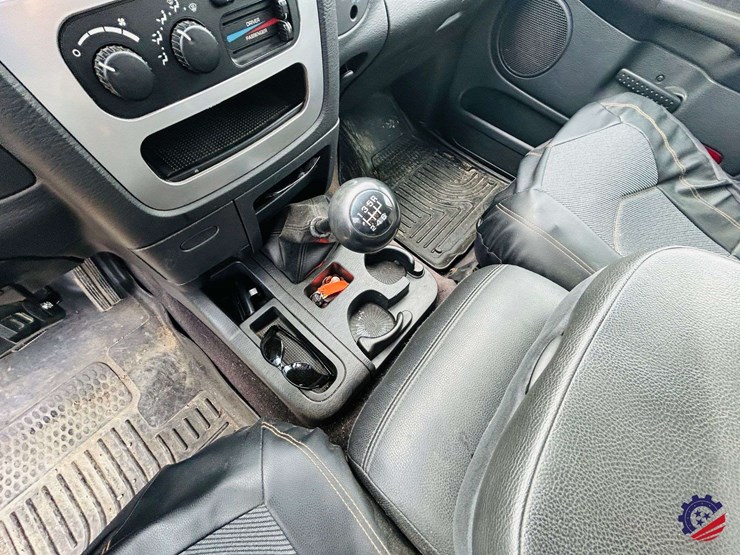 2004-dodge-ram-3500-image-72