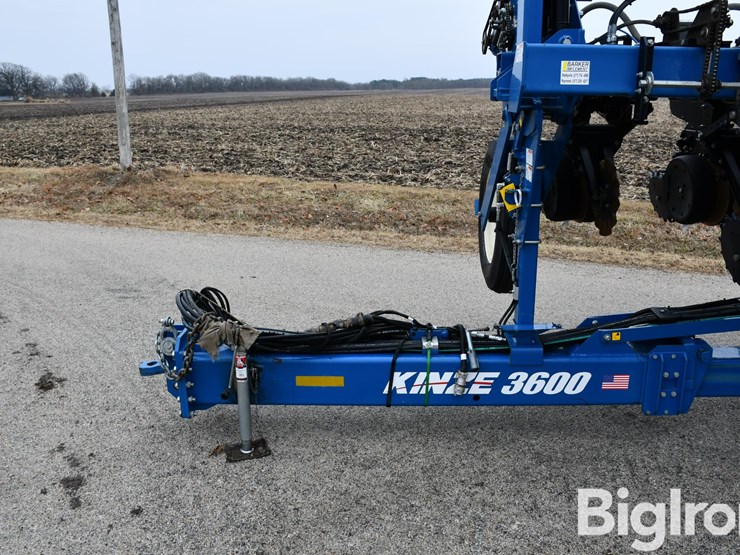 kinze-3600-image-13
