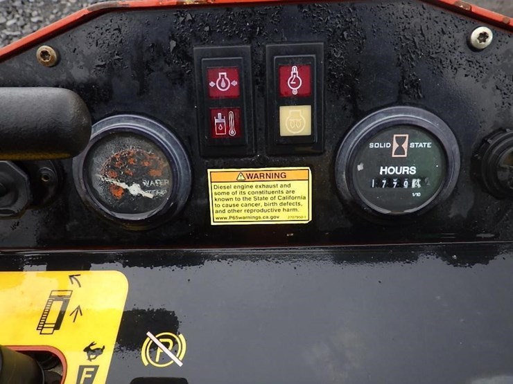 2019-ditch-witch-sk800-image-27