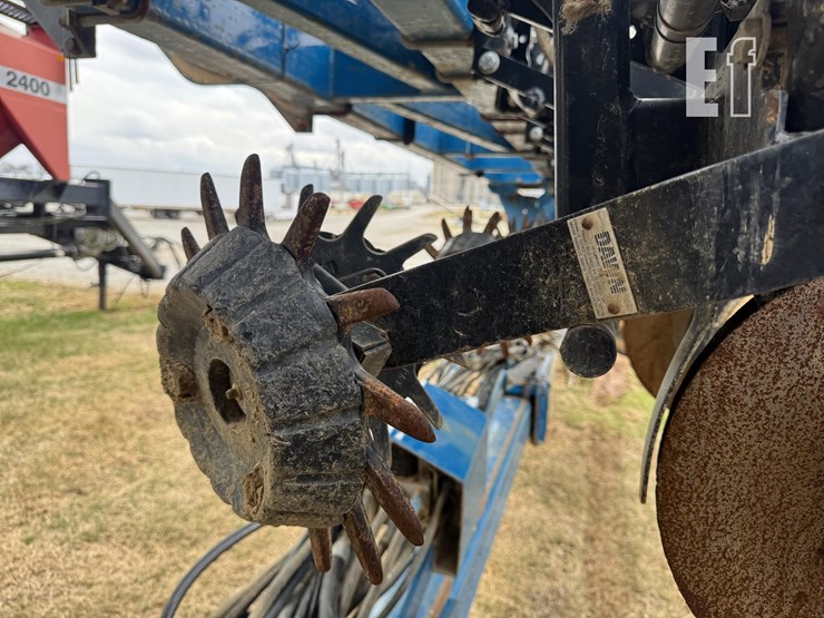 2008-kinze-3600-image-8