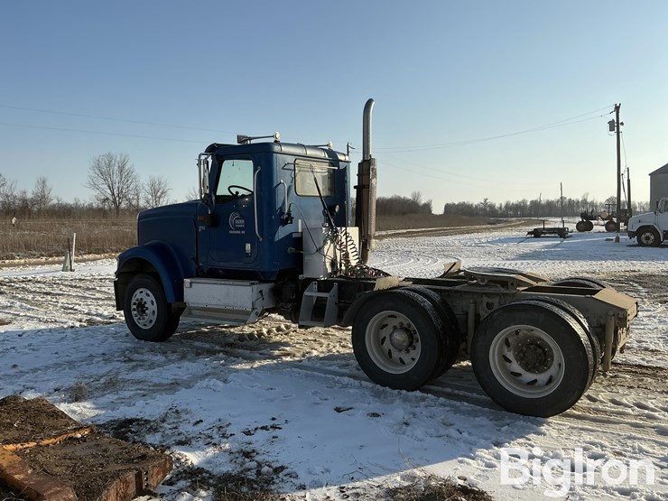 2001-international-9900i-image-8