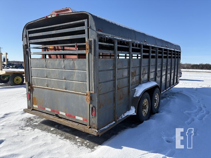 2012-chaparral-trlrs-of-iowa-image-6