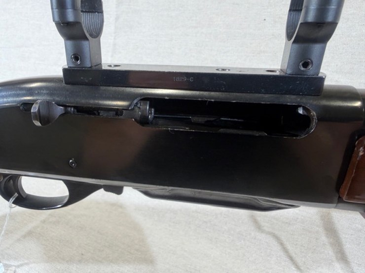 #224-•-remington-arms-7400-rifle-image-36