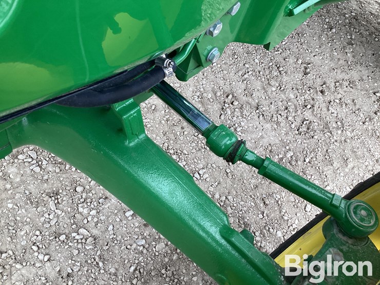 2020-john-deere-5065e-image-14