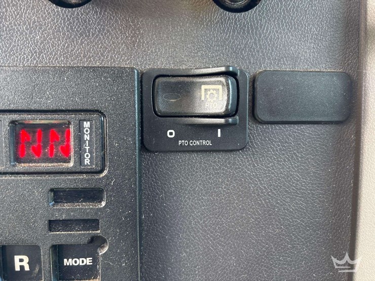 2020-peterbilt-pb337-s/a-dump-truck-image-28