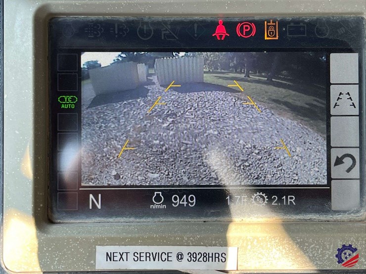 2017-caterpillar-d5k2-xl-image-80