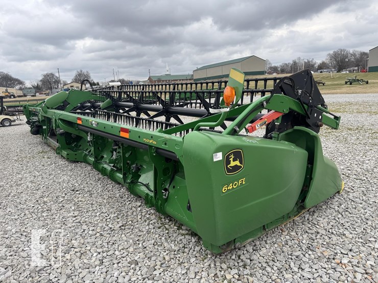 2018-john-deere-640fd-image-14