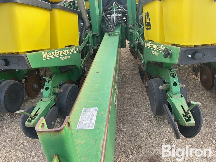 2000-john-deere-1760-image-14