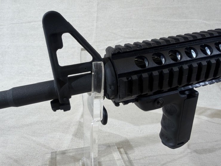 #213-•-bushmaster-model-xm15-e2s-ar-rifle-image-6