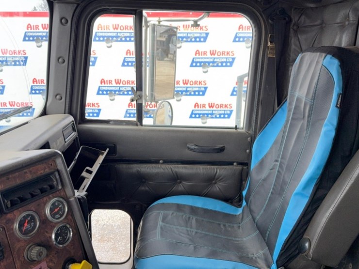 1998-international-9300-image-16