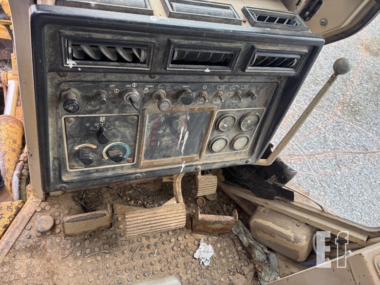 caterpillar-dh5-19940-image-19