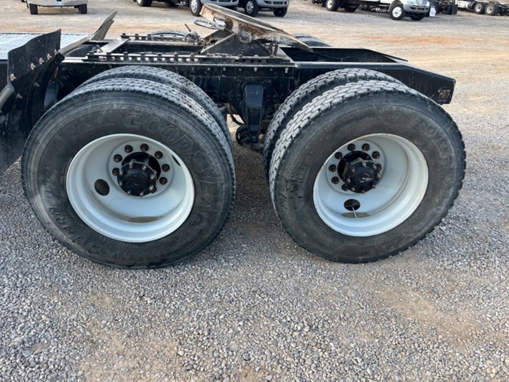 2013-western-star-4900-image-13