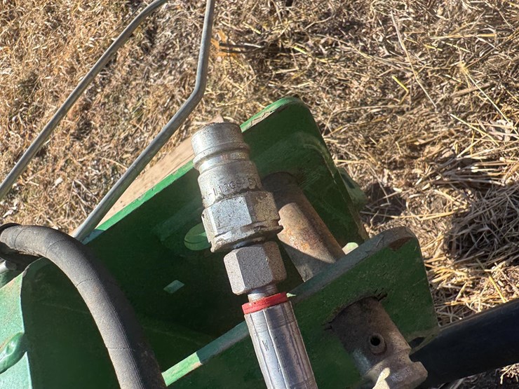 john-deere-265-image-9