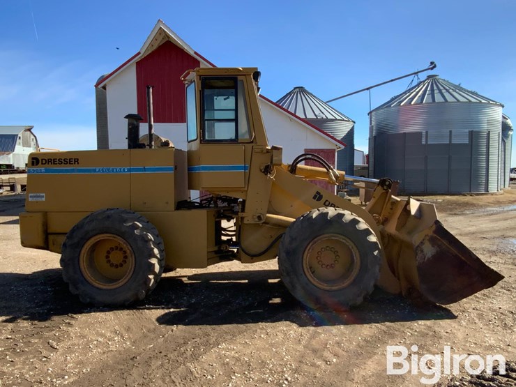 dresser-520b-image-4