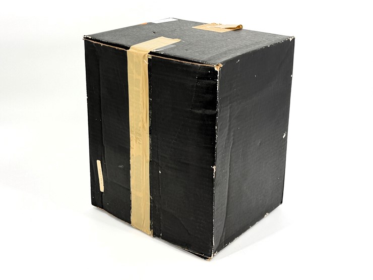 #1058-•-joker-limited-edition-dc-statue-image-15