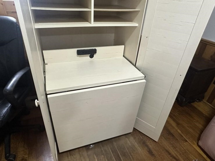 wooden-armoire-image-6