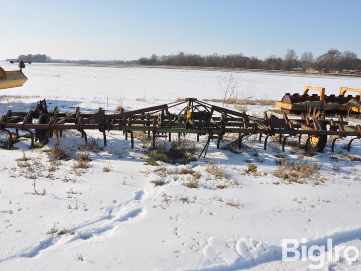 john-deere-1010-image-2