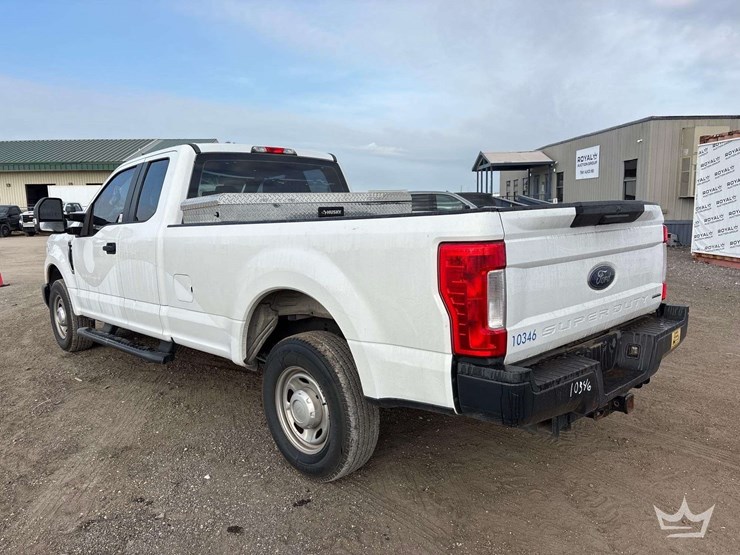 2017-ford-f250-image-4
