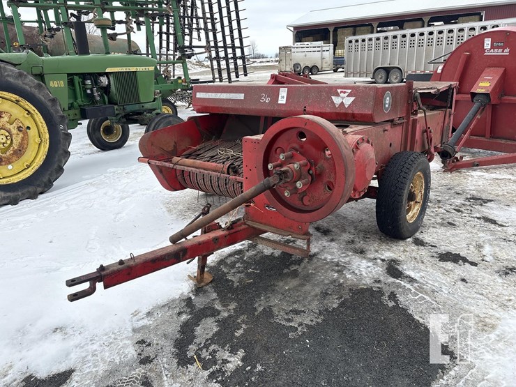massey-ferguson-9-image-4