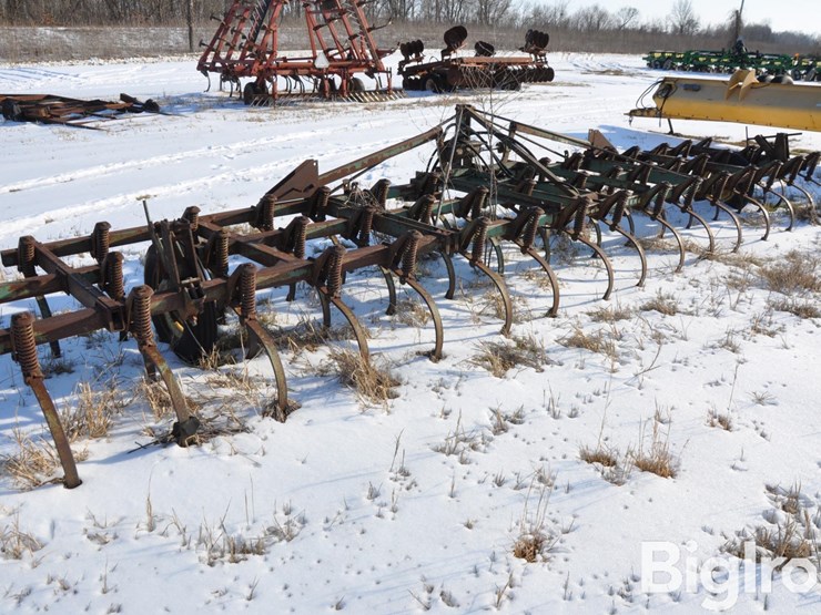 john-deere-1010-image-7