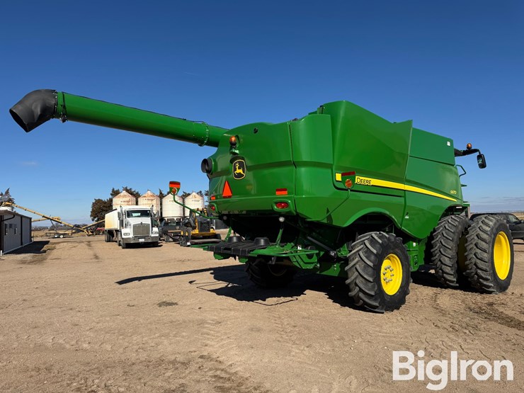 2017-john-deere-s670-image-5