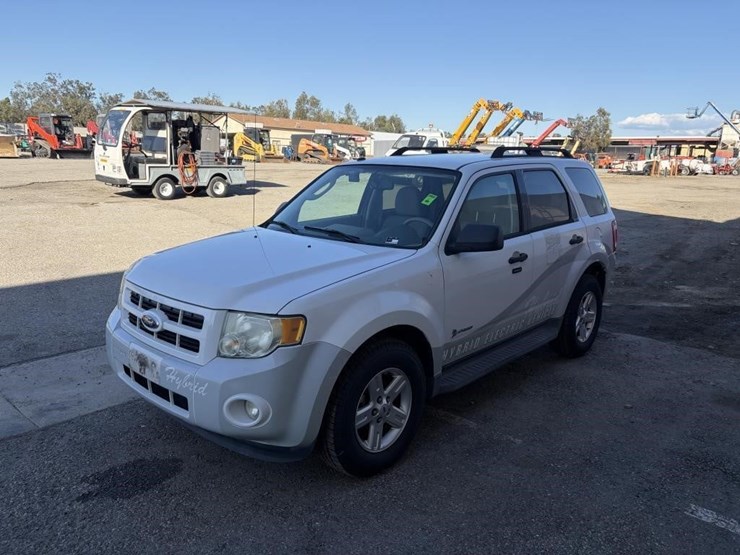 2012-ford-escape-image-1
